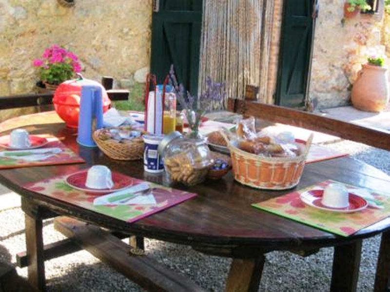 Il Casale Bed & Breakfast Poggibonsi Eksteriør bilde